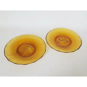 Tiara Glass Amber 1983 THREE FRENCH HENS PLATE 8" Scalloped Lot of 2